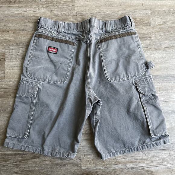 Wrangler Workwear Cargo Shorts Ranger Relaxed Fit Utility Carpenter Y2K Size 34 - Picture 2 of 11